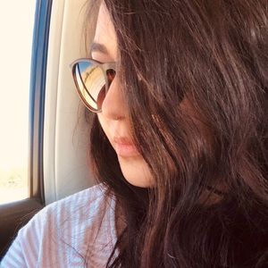 Meet your Posher, Inez